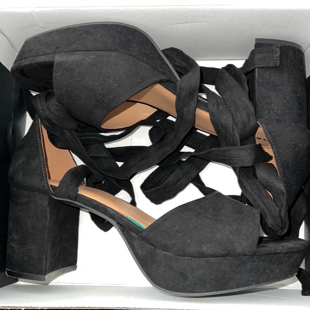 Torrid EUC size: 11ww
